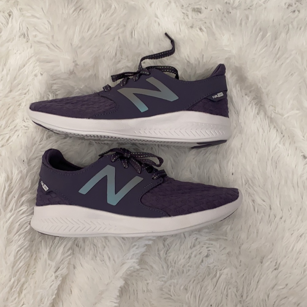 Brand New Balance-FuelCore Coast Sneaker 5 Youth Medium Kid Shoe